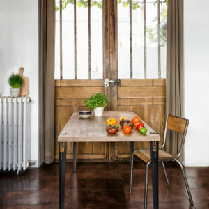 Table à manger LOBO - bois ancien recyclé