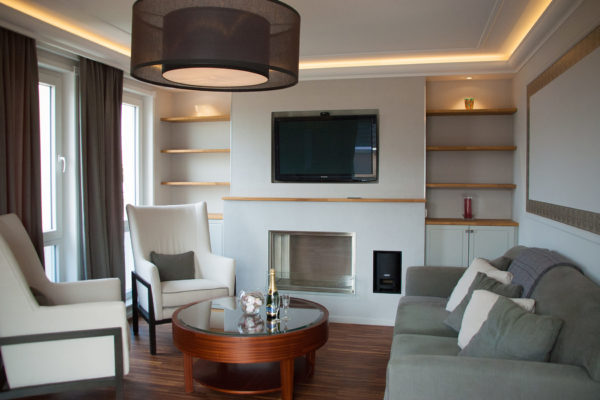 01_Home_Staging_Interior_Design_Farrow_Ball_Trier_Luxembourg_Exklusiv_Wand_Farbe_Tapete_vanina Henry_Interiors_Colours