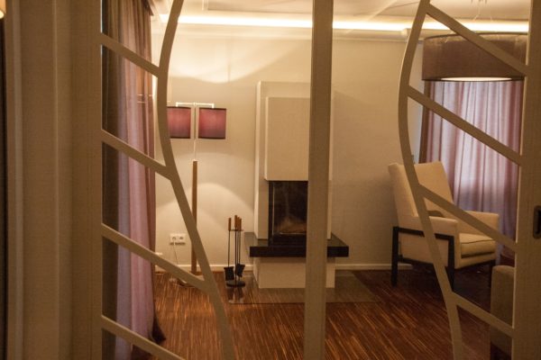 Ro_22_Home_Staging_Interior_Design_Farrow_Ball_Designers_Guild_Trier_Luxembourg_Exklusiv_Wand_Farbe_Tapete_vanina Henry_Interiors_Colours