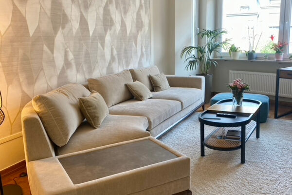 82C82AC3-D1AA-49BA-B4C9-D1C33C703463_1_105_c